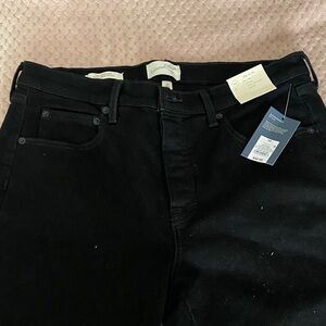 Universal Thread Black Straight Leg Jeans